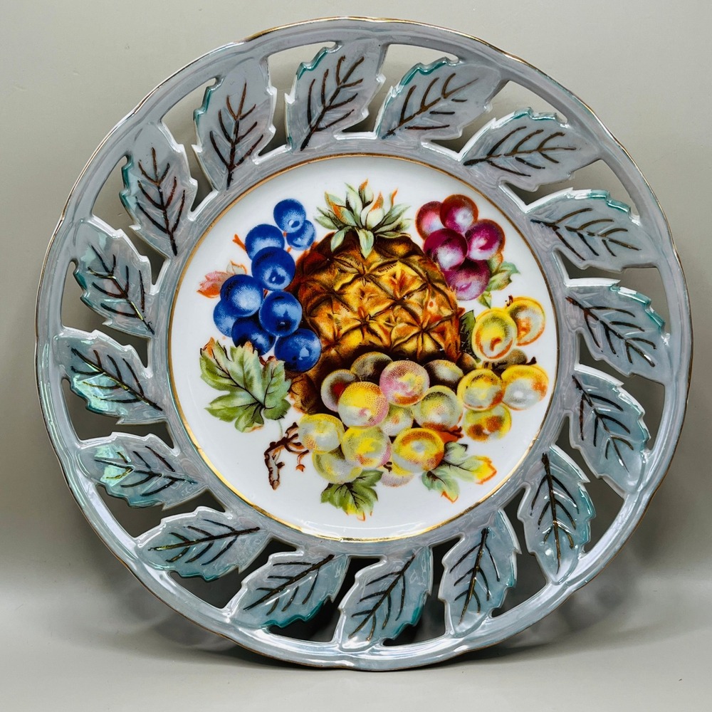 Royal Halsey Very Fine‎ China Pierced Leaf Edge Plate Vtg 8" Fruit Grape Hanging